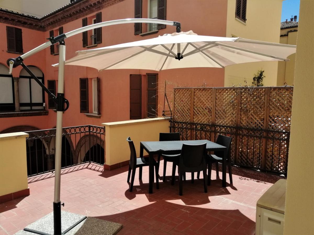 Galleria Del Toro Apartments Bologna Buitenkant foto